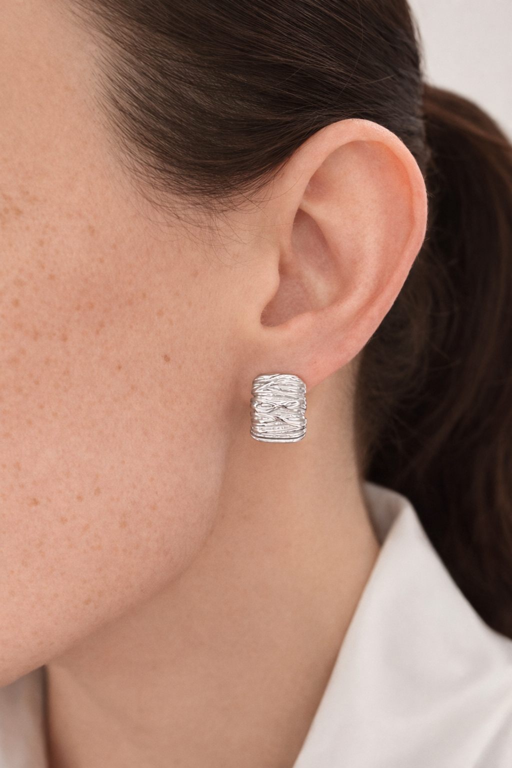 Sculptural Wire Huggie Hoops