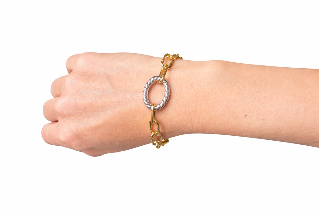 Twisted Circle Chain Link Bracelet