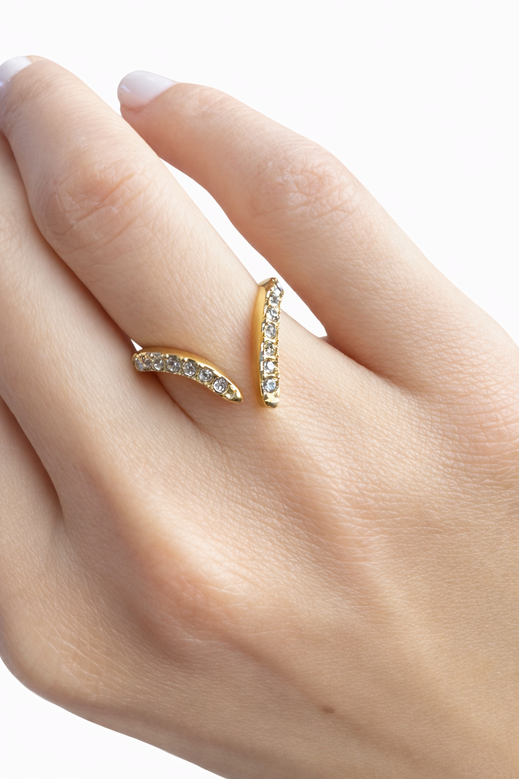 Pavé V-Shape Bypass Open Ring